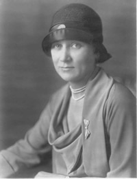 Ruth Rumsey, the beautiful daughter of one of Buffalo’s wealthiest families, married Donovan in 1914. -Molly Mugler Collection.